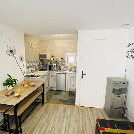 Centre Village La Trappe Proche Mortagne Au Perche -sanateflo - Apartmán *