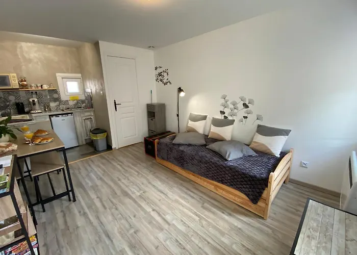 شقة Centre Village La Trappe Proche Mortagne Au Perche -sanateflo - *